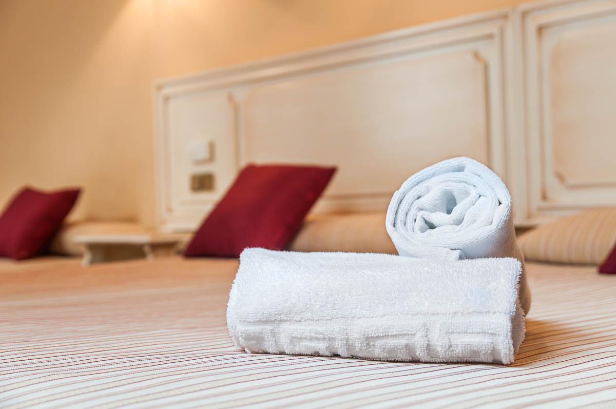 Hotel Victoria Linares  Kültér fotó